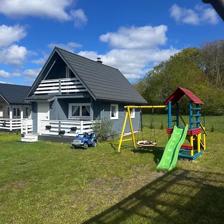 Chalé Chatki Nad Wodnym Zakatkiem.